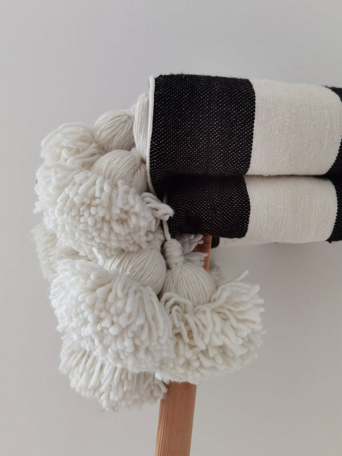Handmade Moroccan Blanket Throw Black White - artihandmade